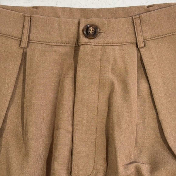 Cider Camel Pleated Shorts Neutral New Size Small - Picture 4 of 9
